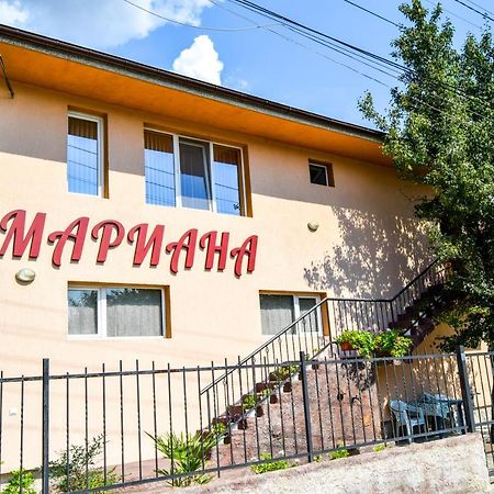 Mariana Apartment Pavel Banya Esterno foto