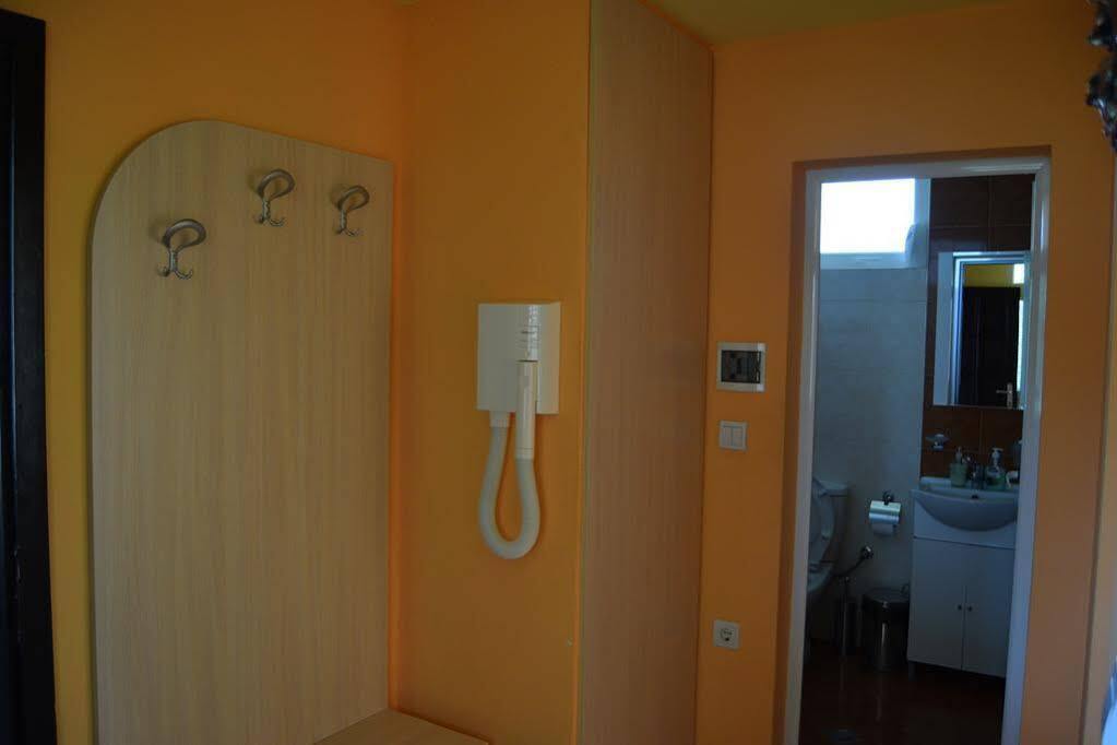Mariana Apartment Pavel Banya Esterno foto